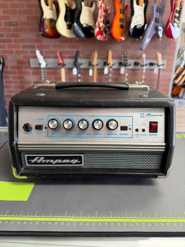 Ampeg Micro VR 200-Watt Compact Solid State Bass Amp Head image 1
