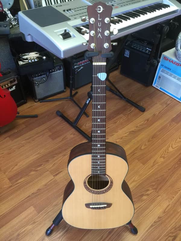 Luna Gypsy Parlor Guitar Natural image 1