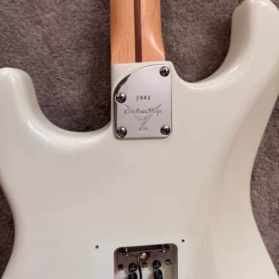 Fender Custom Shop Jeff Beck Stratocaster 2004 - Present - Olympic White image 7