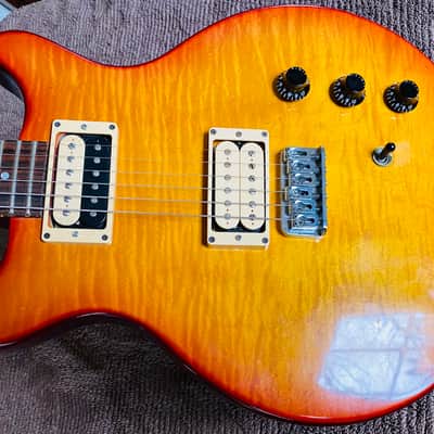 Hamer Flame Maple Special 1982 in VGC - Almond burst OHSC image 6