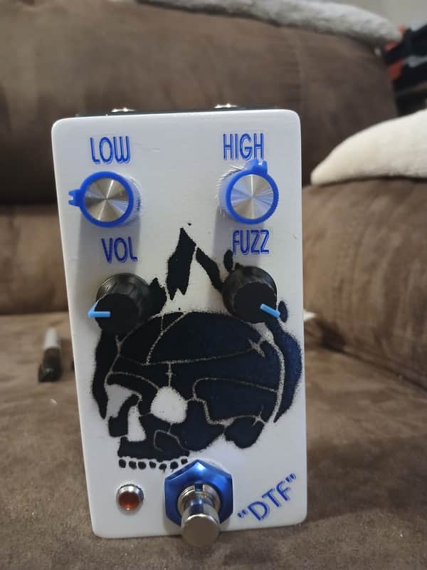 PigStompPedals "DTF clone" PedalPCB - B-Side Fuzz - Burning Skull image 1