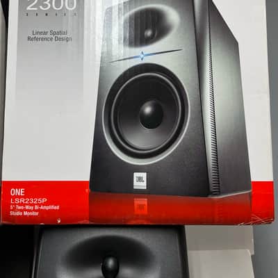 JBL LSR2325P Powered Studio Monitors Pair image 3