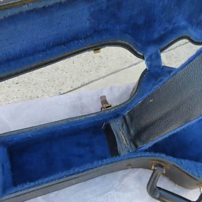 GUILD 1960's BLUESBIRD BASS HARDSHELL CASE RARE ORIGINAL CASE image 16