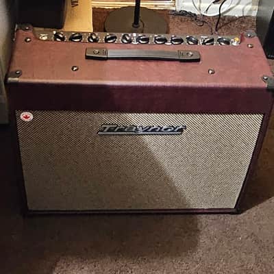 Traynor YCV40WR Custom Valve 40-Watt 1x12" Guitar Combo - Wine Red image 10