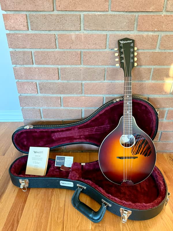 Waterloo Mandolin image 1