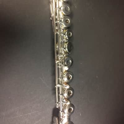 Armstrong LE 100 Flute image 4