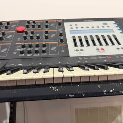 Waldorf Wave 61-Key Synthesizer 1993 - Black image 12