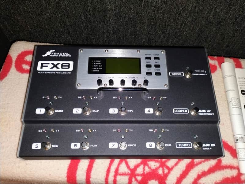 その他 Fractal Audio FX8 Fractal Audio FX8 Multi-Effects Pedalboard | Reverb