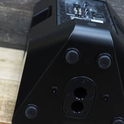 Yamaha DXR12mkII 12" 1100W Class-D 2-Way Bi-Amp Bass Reflex Type Powered Speaker image 9
