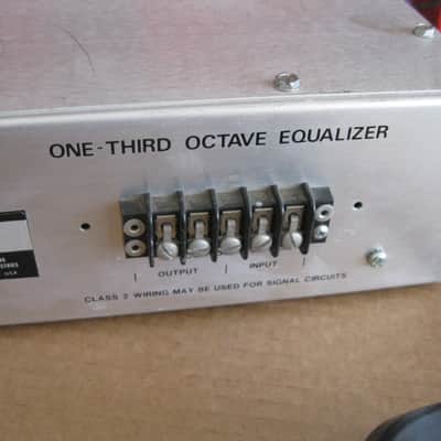 UREI Model 539 Graphic Equalizer - 1/3 Octave image 10
