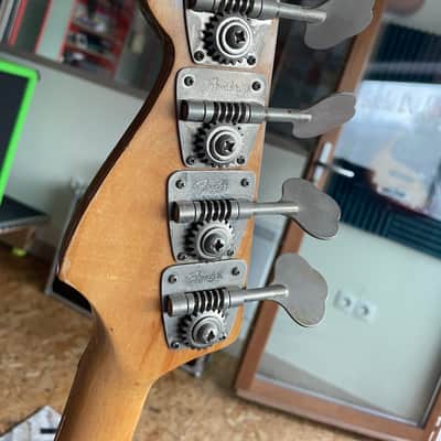 Fender Precision Bass with Rosewood Fretboard 1970 - 1983 - Black image 17