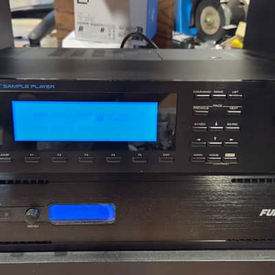 Roland SP-700 Sampler new backlight