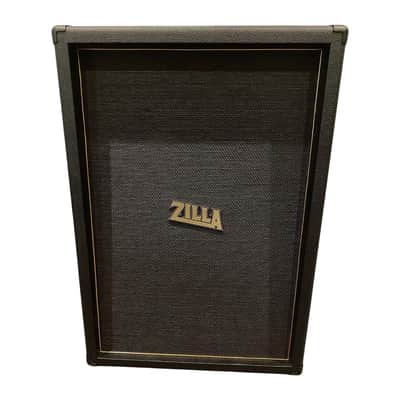 Zilla Vertical Studio Pro 2x12" Guitar Speaker Cabinet