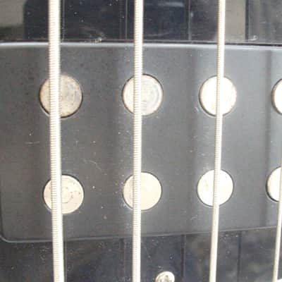 Musicman sub Ray 4 Sterling Arctic White Bass guitar Bild 14