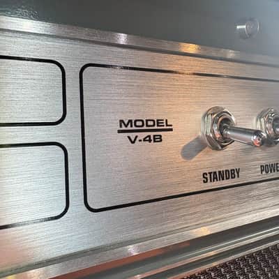 2016 Ampeg V4B 100 Watt Tube Bass Guitar Amplifier Head! image 7