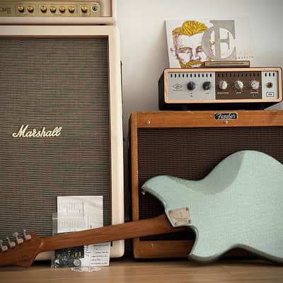Novo Miris H2 Custom - Relic Ice Blue Metallic Sparkle  Sumpfesche Body, Ebenholz Griffbrett, Fralin PAFs, nur 3,15kg! ​​ 2025 - Ice Blue Metallic Sparkle Aged Relic image 12