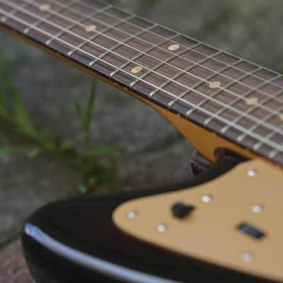 Fender Limited Edition Vintera II Road Worn 50s Jazzmaster- 3-Color Sunburst(3) image 9