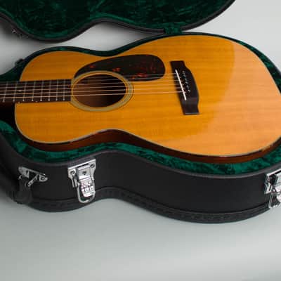 C. F. Martin 0-18 Flat Top Acoustic Guitar (1964), ser. #193926, original black chipboard case. image 12