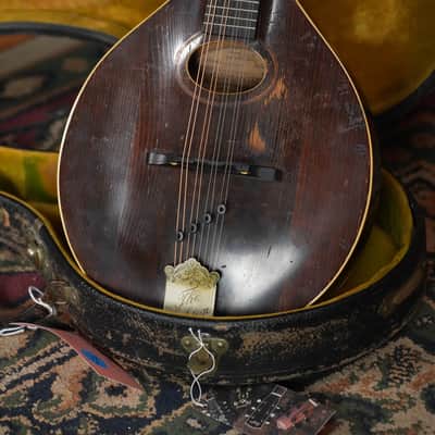 (Used) Vintage 1920 Gibson Spruce/Birch Oval-Hole Teardrop A-Style Mandolin #9066 image 2