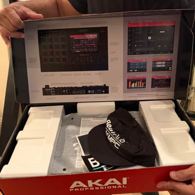 Akai Live 2 Beatclub - Black image 9