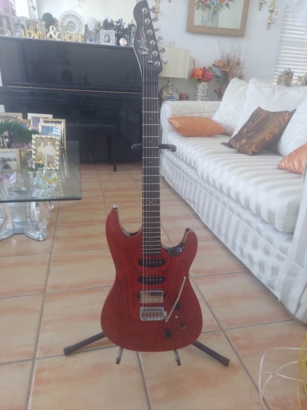 Chapman ML1 X 2022 - Deep Red Gloss - CI22061629 image 1