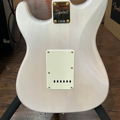 Squier FSR Classic Vibe ‘50s Stratocaster 2025 - White Blonde / 7lbs. 8.9oz. #ISSA25002640 image 4