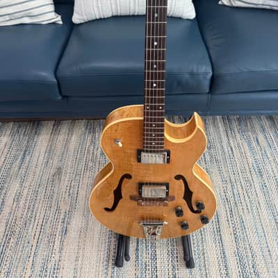 Heritage H-575 Carved Solid Top Used Bild 3