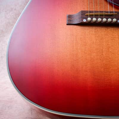 GIBSON USA Custom Shop Custom Hummingbird Quilt #1 of 28 "Heritage Cherry burst" (2008) image 10