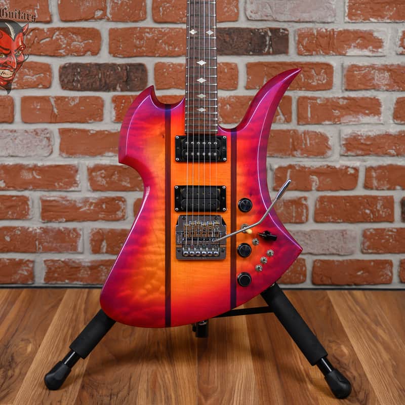 B.C.Rich Mockingbird Custom Tremolo Ultraviolet Sunburst 1985 w/Hardshell Case