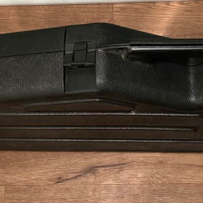 Peavey Vintage T-Series Chainsaw Guitar Case Hard Plastic image 3