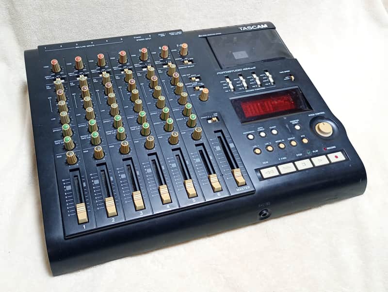 Tascam 424 MkIII Portastudio | Reverb Canada