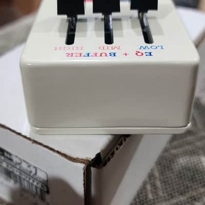 Old Blood Noise Endeavors EQ + Buffer 2017 - White image 6