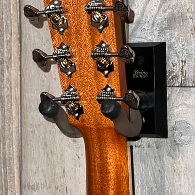 Larrivee 000-40 Custom Figured European Walnut Natural, Larrivee's Private Wood Stash Guitar ! image 15
