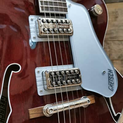 Gretsch G6119T Players Edition Tennessee Rose MIJ - Rosewood Fingerboard, Dark Cherry Stain image 6