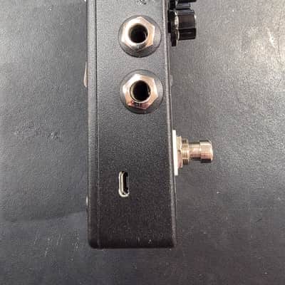 Neunaber Audio Elements Series Seraphim Shimmer Stereo - Black/Rainbow image 3
