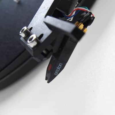 Pro-Ject: Vertical Turntable Right w/ Bluetooth - Red (VT-E BT R) image 5