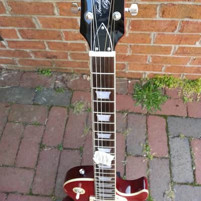 AXE Tradition 2014 Cherry Sunburst LP style, Locking tuners, Bone nut, "B" Stock image 2