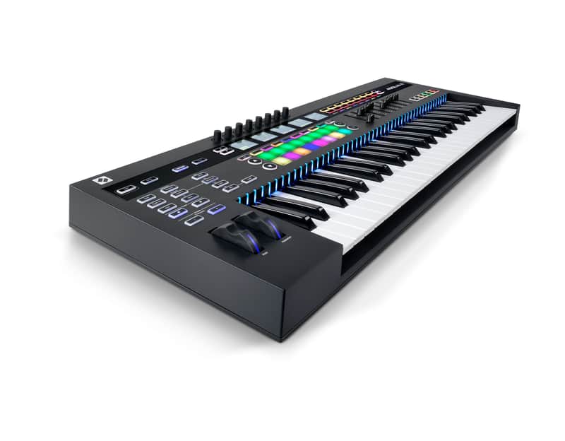 Novation ReMOTE 49 SL MKIII MIDI Controller image 3