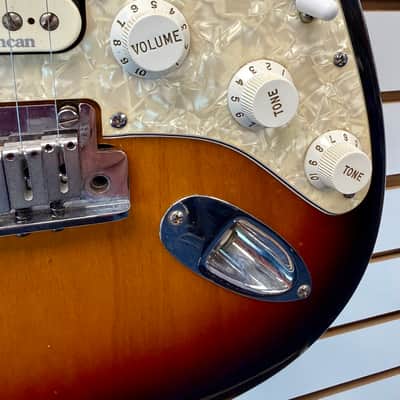 Fender Lonestar Stratocaster HSS, Sunburst with Tweed Case - Pre Owned image 8