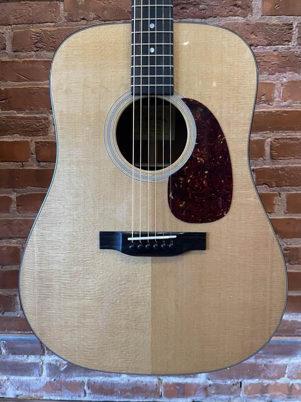 Eastman E1D-DLX Acoustic/Electric with gig bag image 1