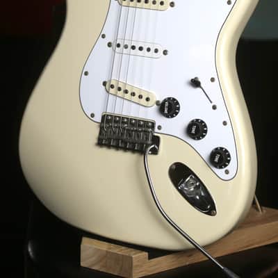Fender Jimi Hendrix Stratocaster ST68 Reissue CIJ 2007 Vintage White - DiMarzio HS-3 / Texas Special - Pro Setup image 3