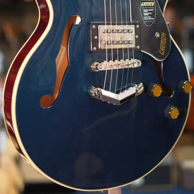Gretsch G2655 Streamliner Center Block Jr. Double-Cut with V-Stoptail, Laurel Fingerboard, Midnight Sapphire image 2