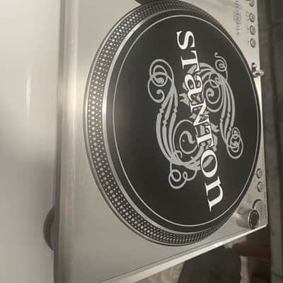 Stanton STR8-100 Direct Drive Turntables - Silver image 2
