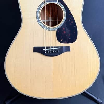 Yamaha LL16M Mahogany Dreadnought Acoustic-Electric Guitar Natural w/ Case (568) image 1