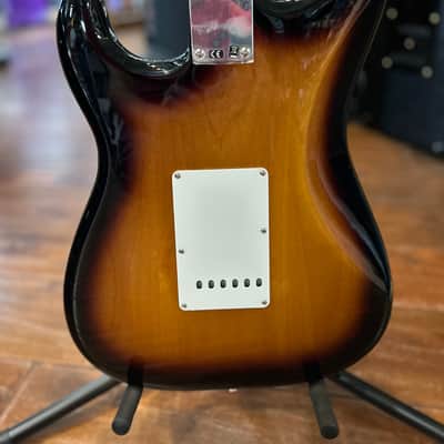 Fender Vintera II '50s Stratocaster with Maple Fretboard 2-Color Sunburst #MX23114420 / 7lbs. 6.2oz image 8