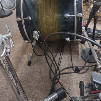Mapex Armory 7 Piece Drum Set - Bass and Toms - Rain Forest Burst image 3