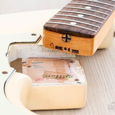 2006 Fender American Vintage ‘62 Stratocaster Olympic White w/ Hangtags, Case image 17