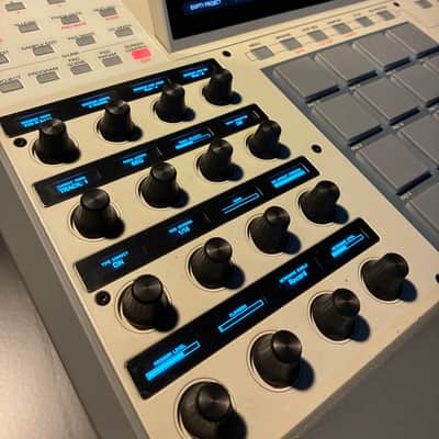 Akai MPC X Special Edition Standalone Sampler / Sequencer 2023 - Present - Grey image 3