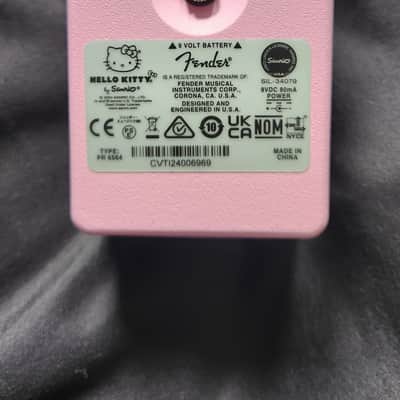 2024 Pink Fender Hello Kitty Fuzz image 3
