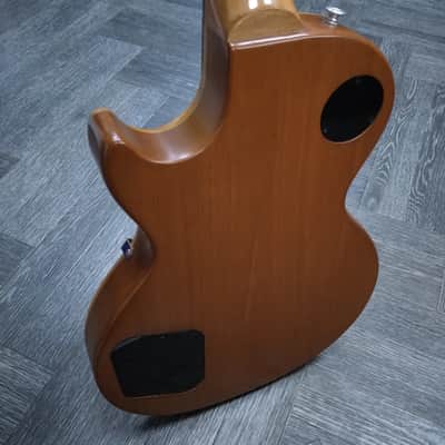 Gibson Les Paul Tribute 2022 - Satin Honeyburst image 3